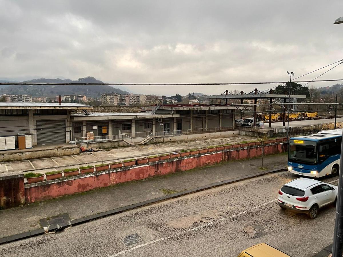 Station'S Room Avellino Exterior photo